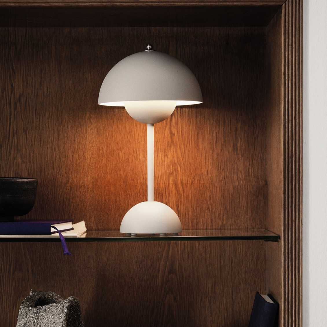 SolarFlare - candeeiro de mesa LED para um interior acolhedor