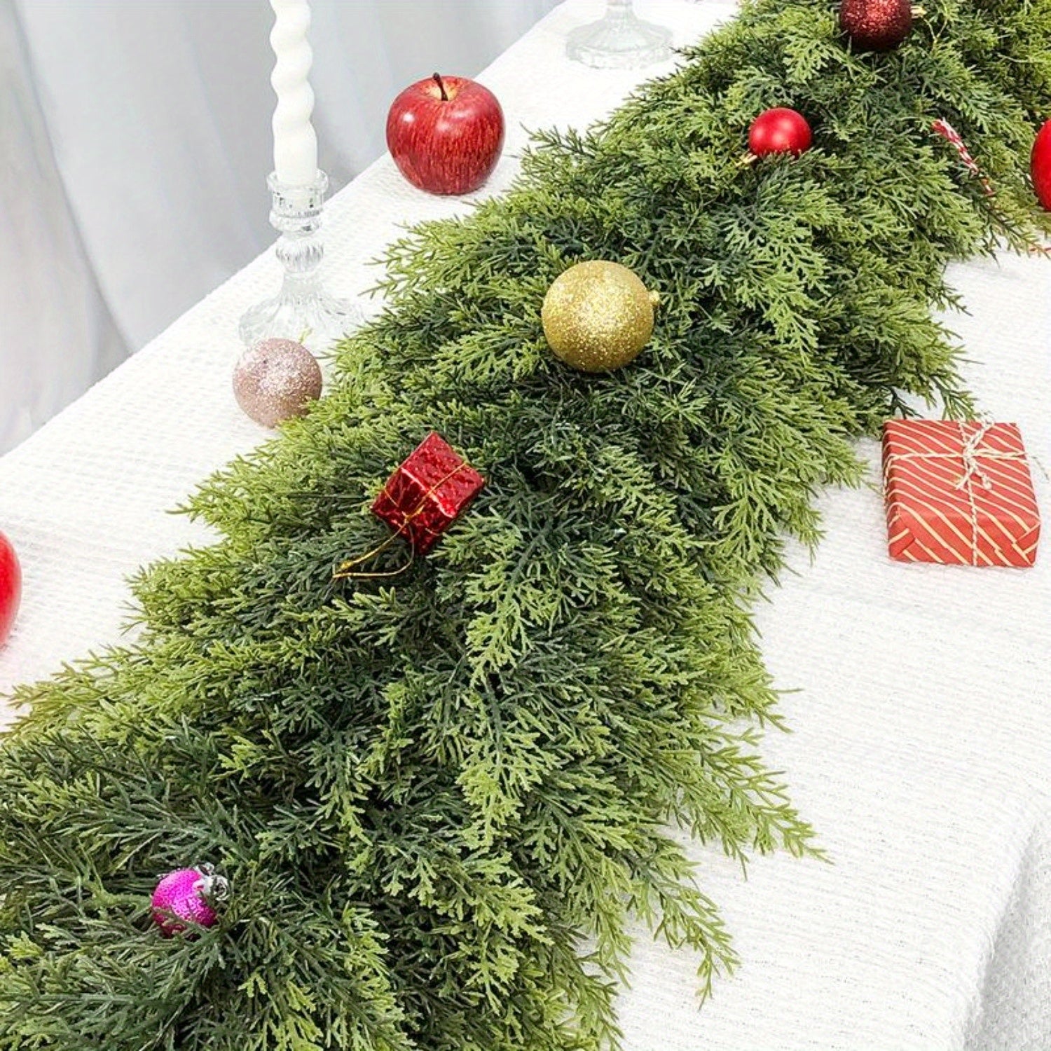 Christmas Garland Green Artificial Classic Unlit Holiday Decoration