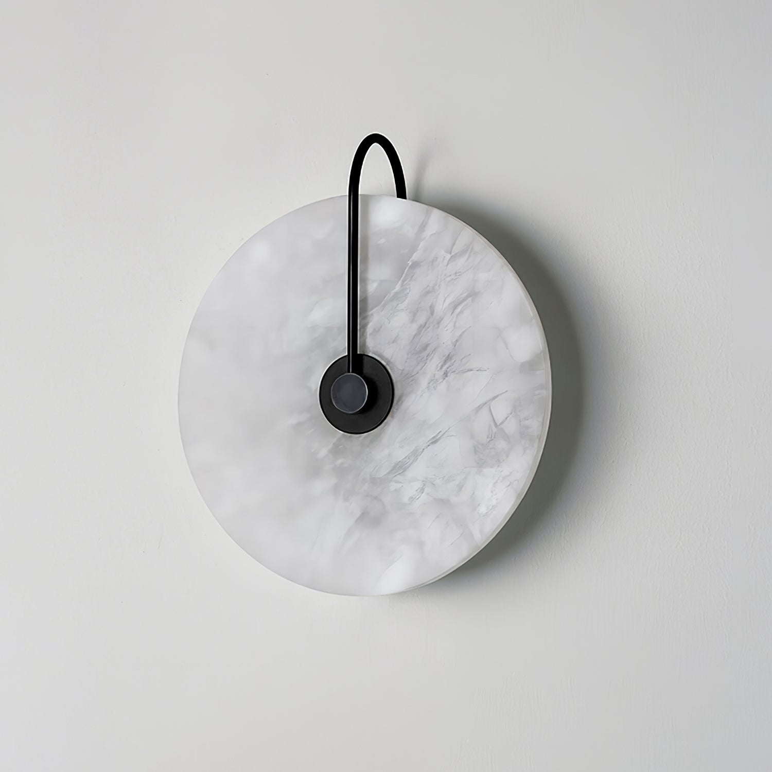 LuxeGlow - Modern LED Wall Lamp of Alabaster for Timeless Elegance