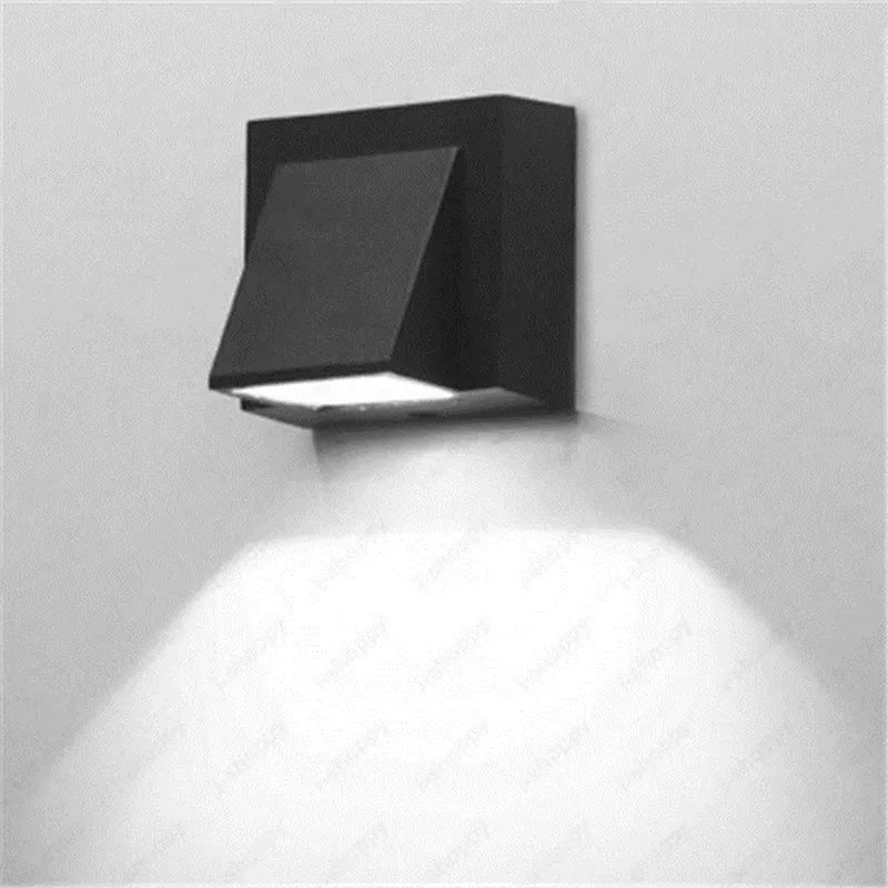 OutdoorGleam - Buitenwandlamp