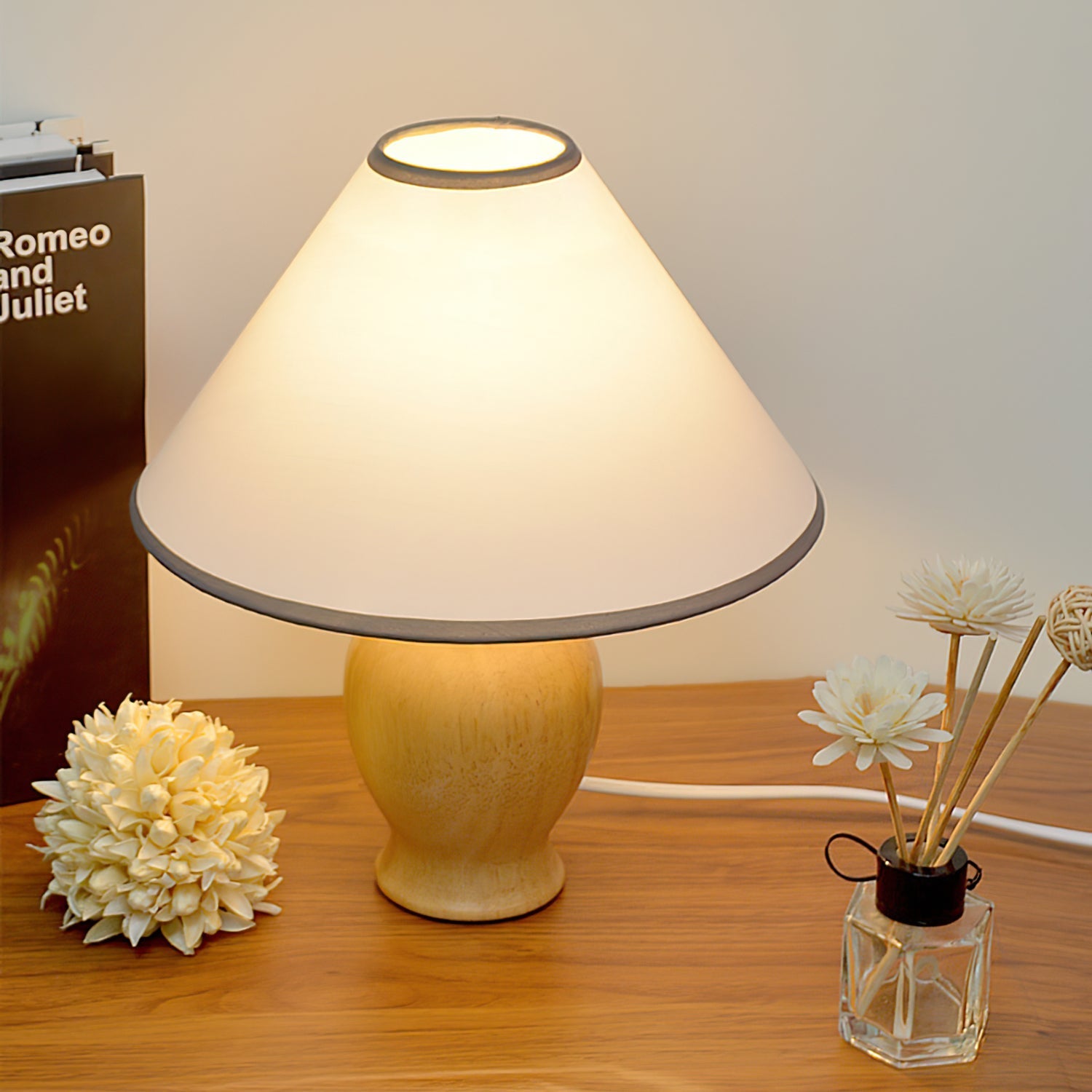 LumiWood - Table Lamp with Wooden Base and Fabric Lampshade