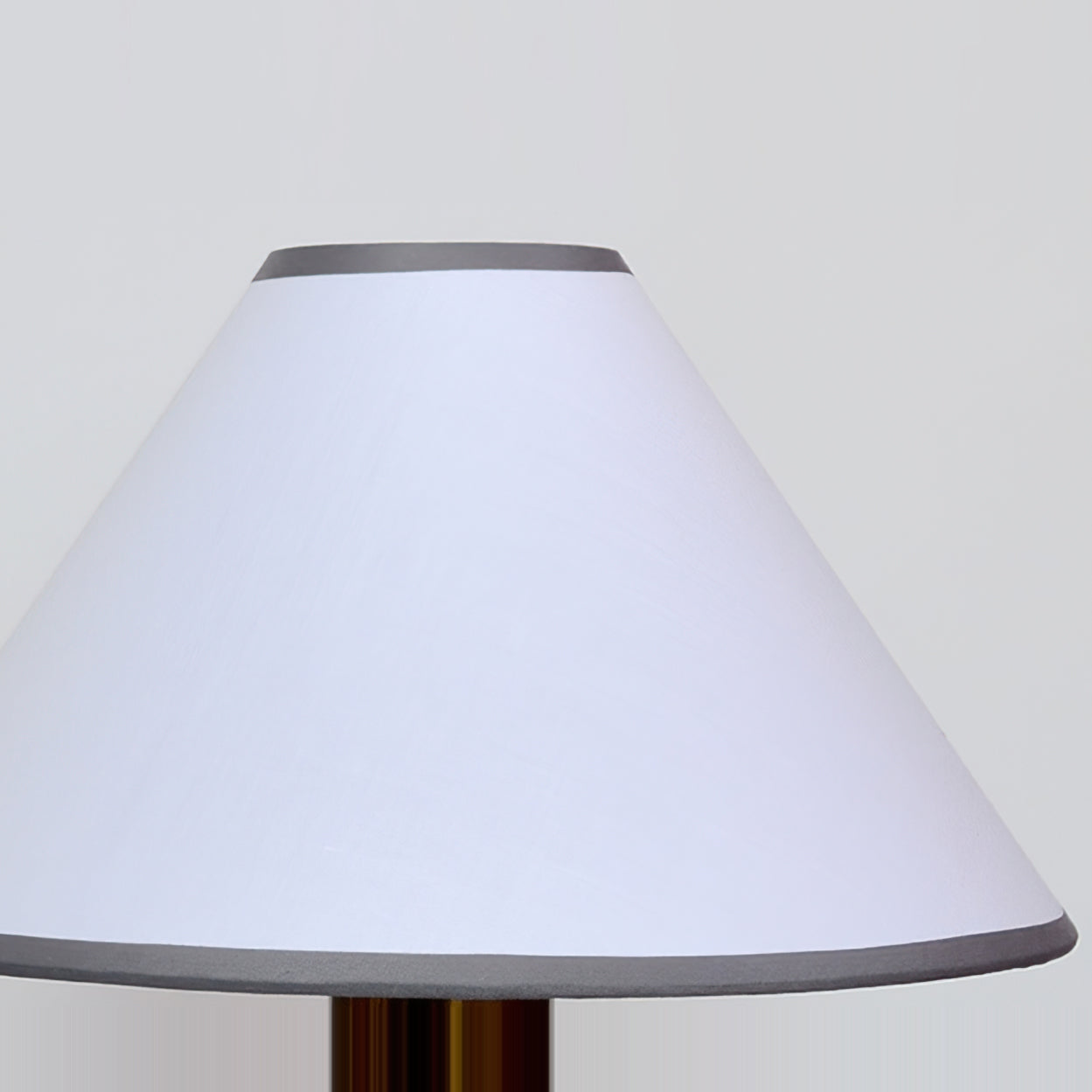 LumiWood - Table Lamp with Wooden Base and Fabric Lampshade