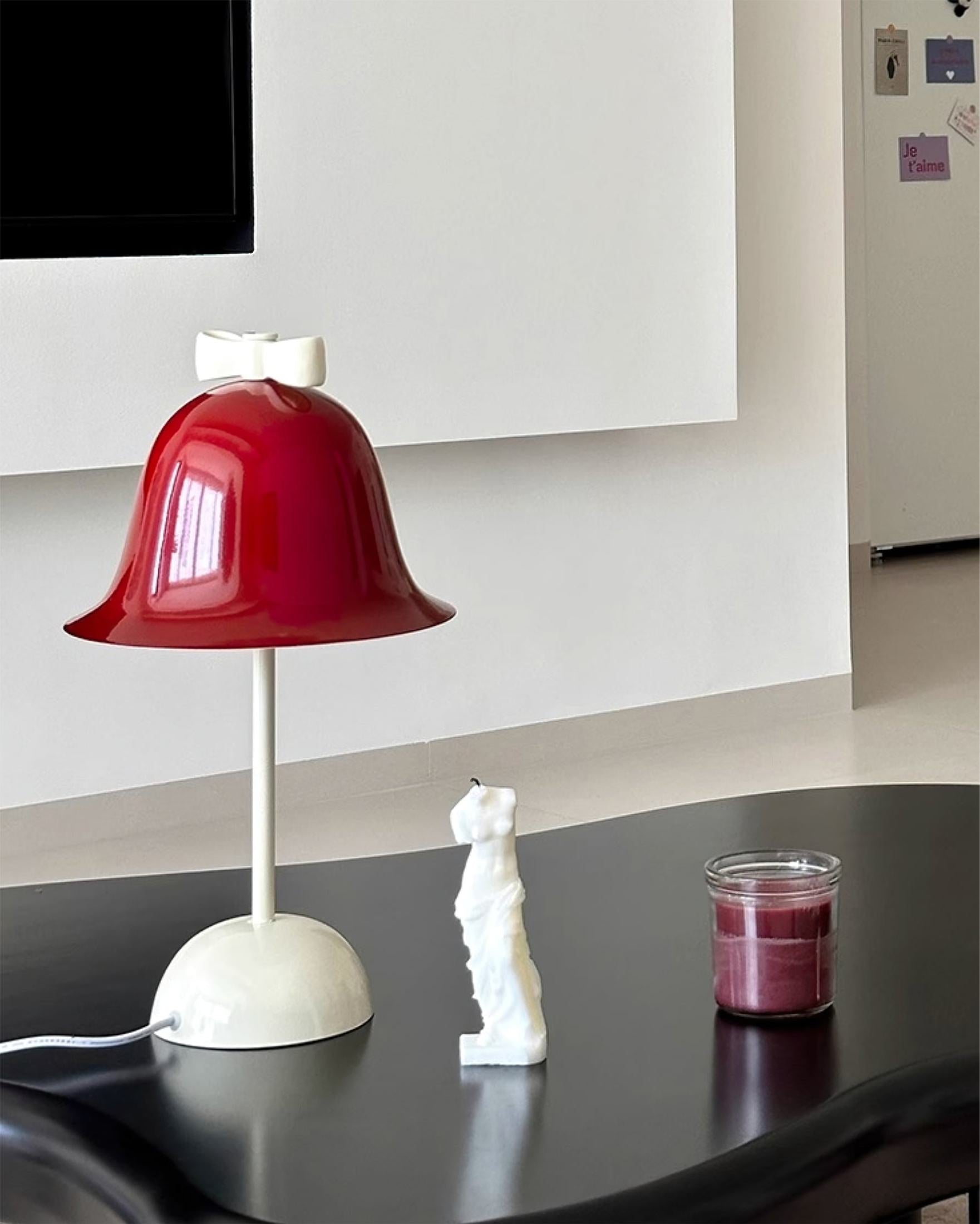 LumiFlair - Butterfly Table Lamp with Soft LED Lighting