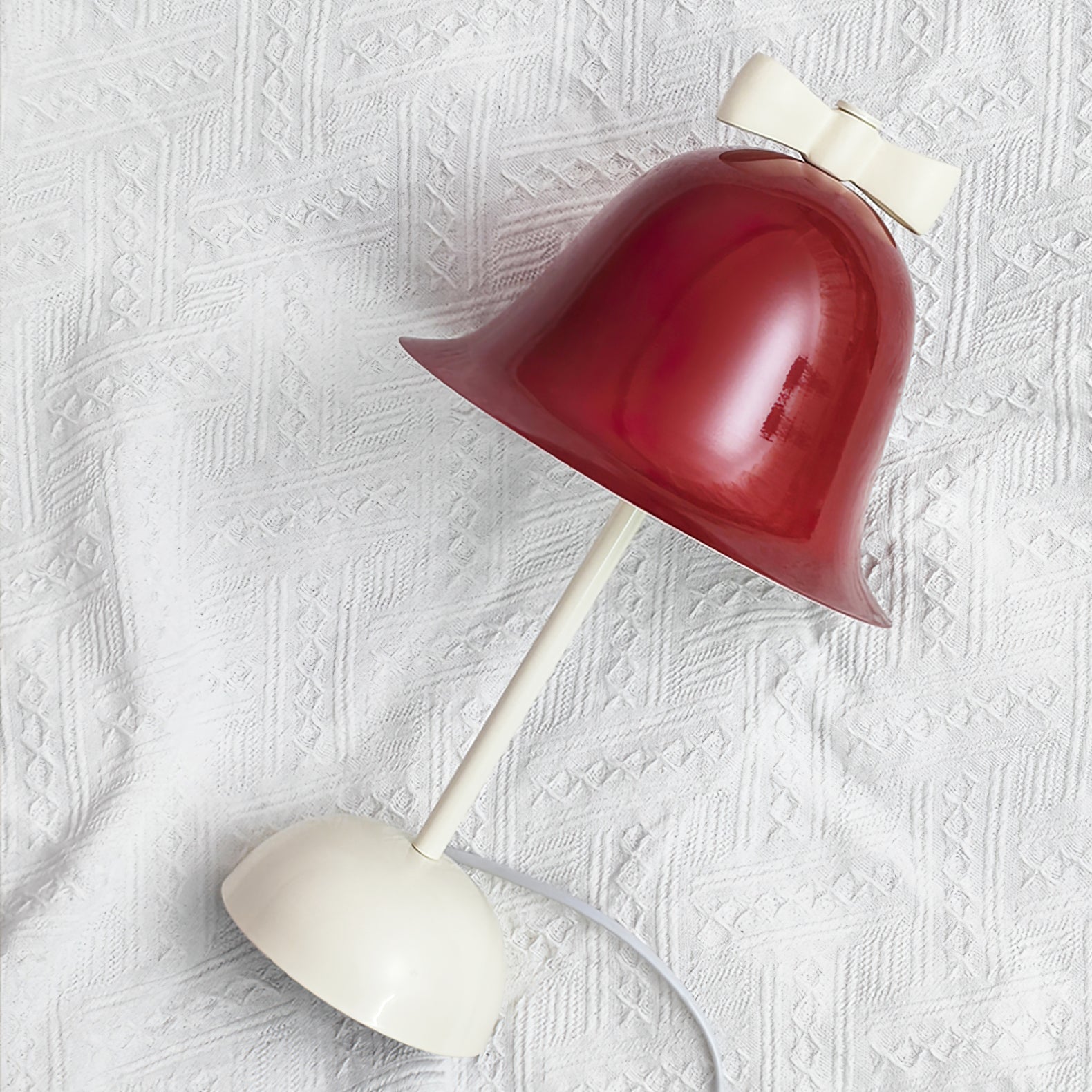 LumiFlair - Butterfly Table Lamp with Soft LED Lighting