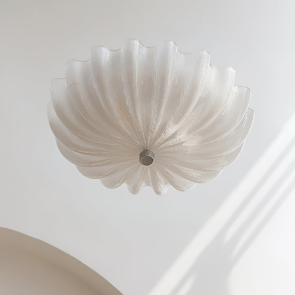 Elegante lampada da soffitto in vetro bianco