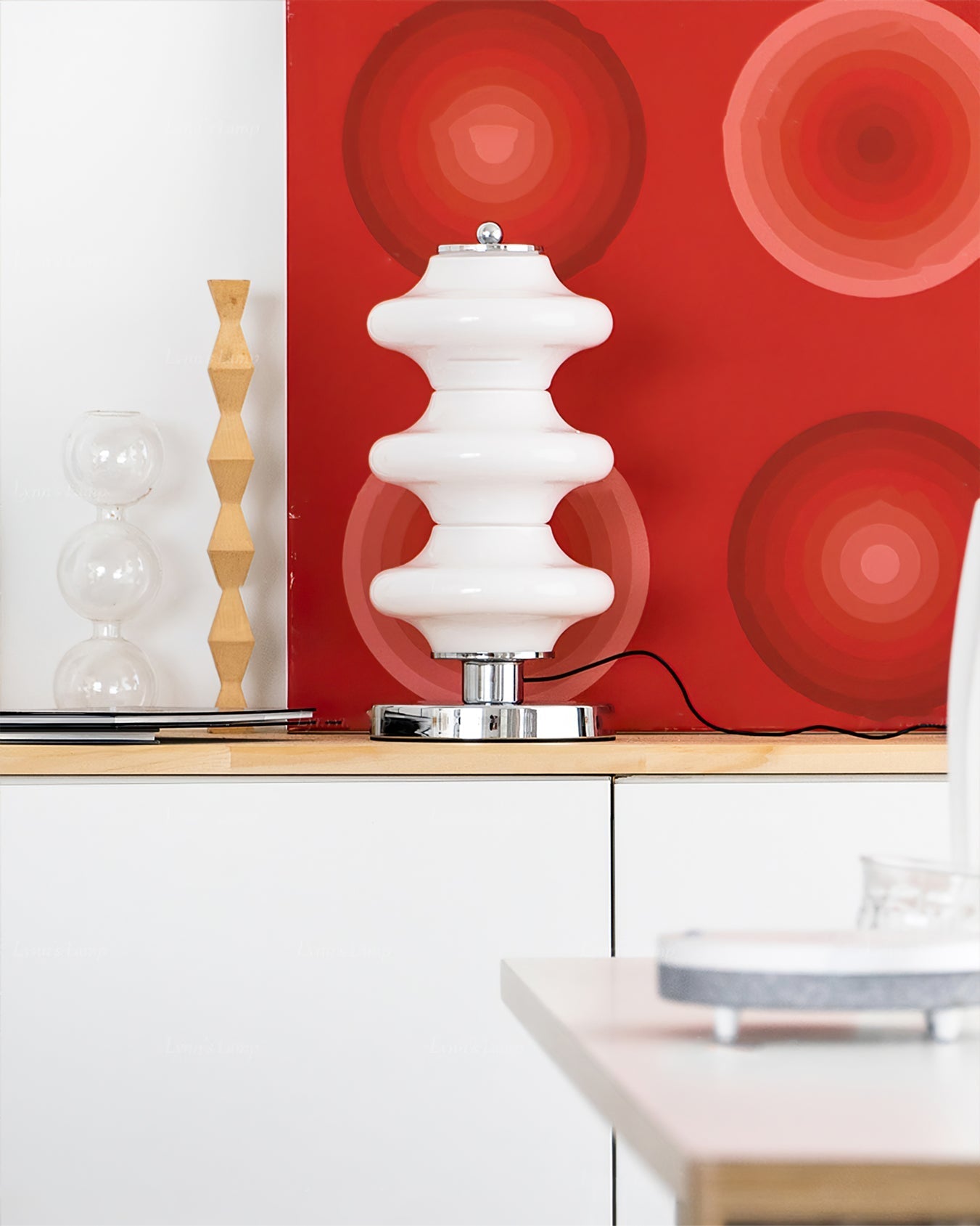 LumiGlas - Elegant Table Lamp with Glass Lampshade
