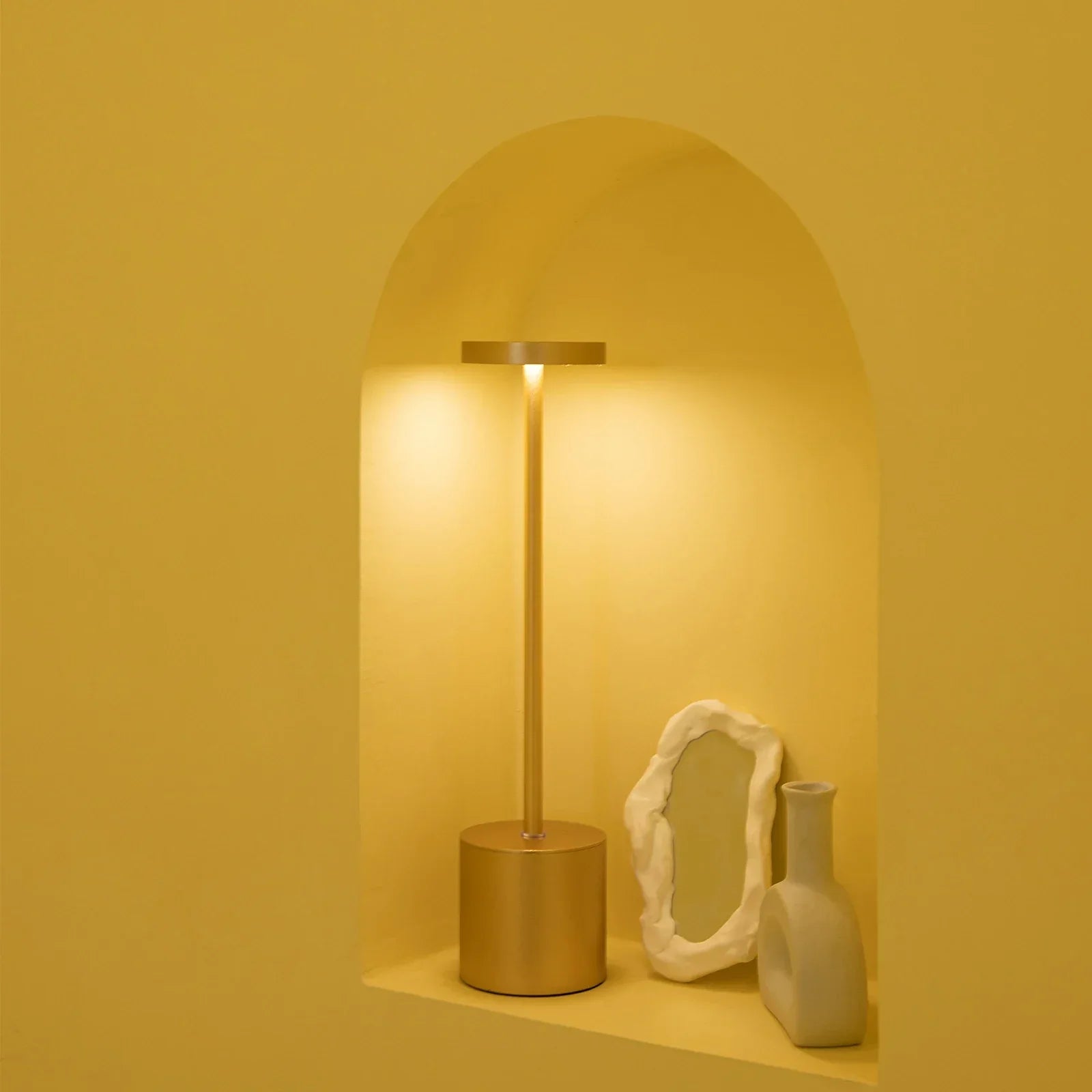 BrightTouch - Candeeiro de mesa LED com sensor tátil intuitivo