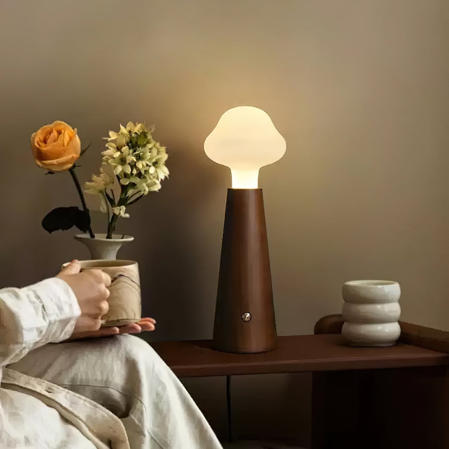 LumeAura - LED Table Lamp with Poetic Design – Modern Decorative Lamp