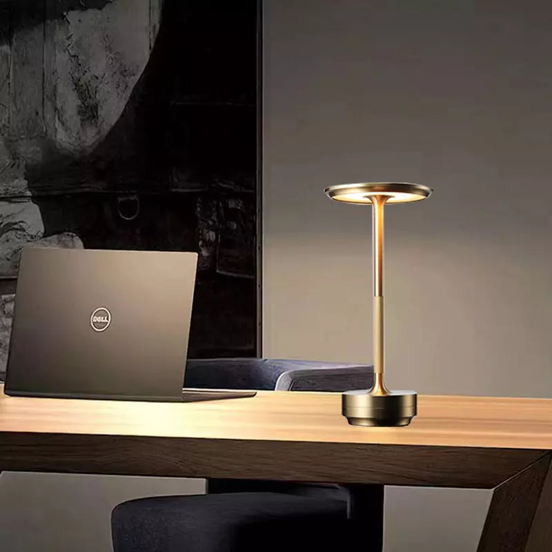 Lampada da tavolo Liora