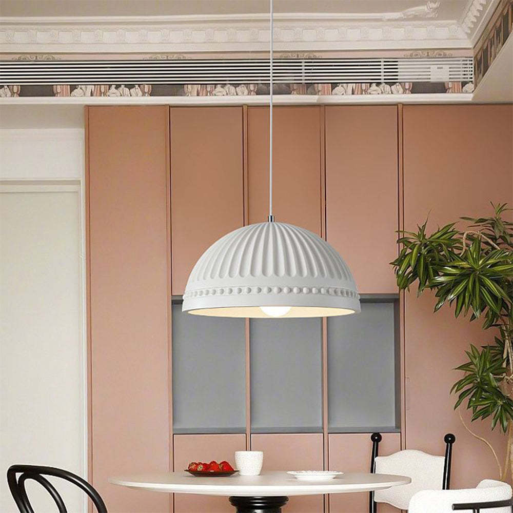 Elegante lampada a sospensione in resina bianca