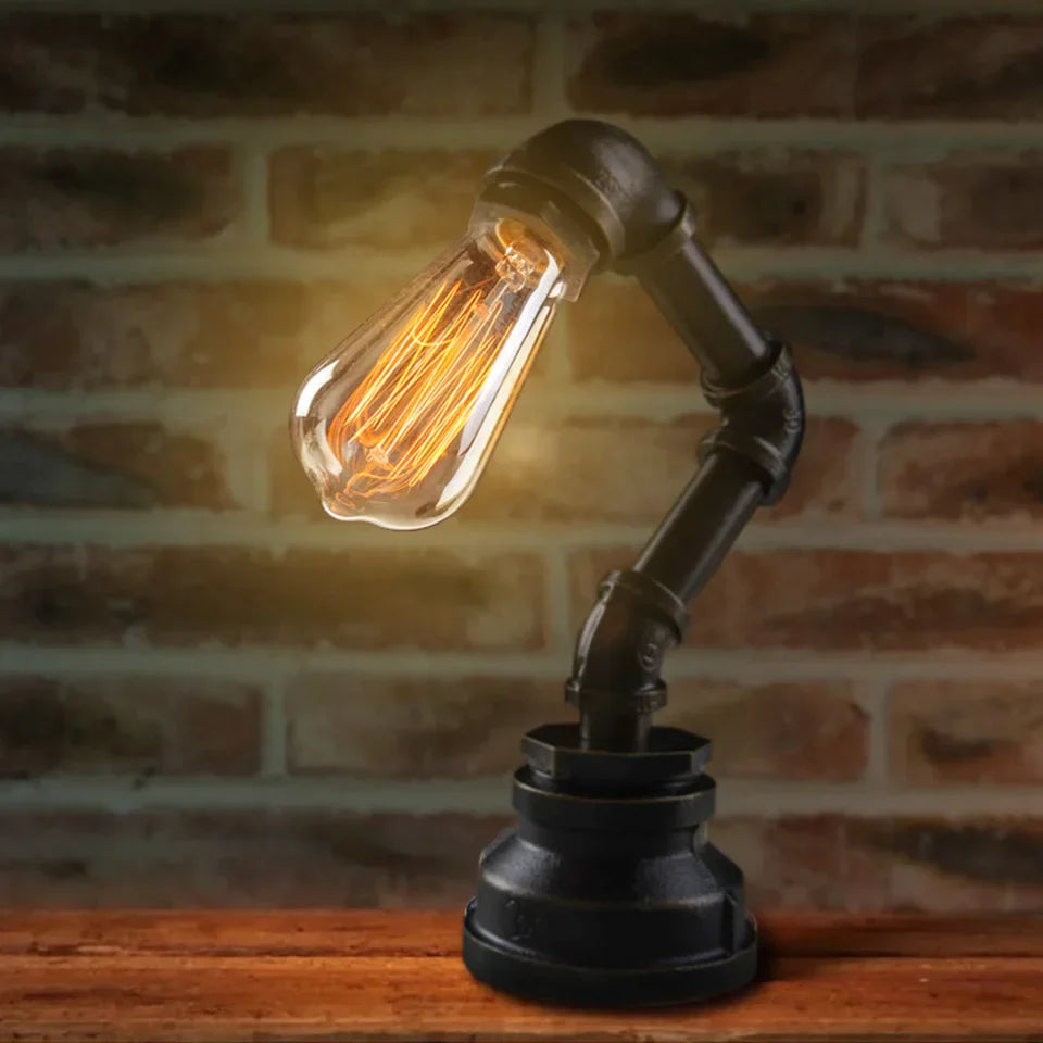 ArtIron - Lampada Creativa in Ferro Industriale