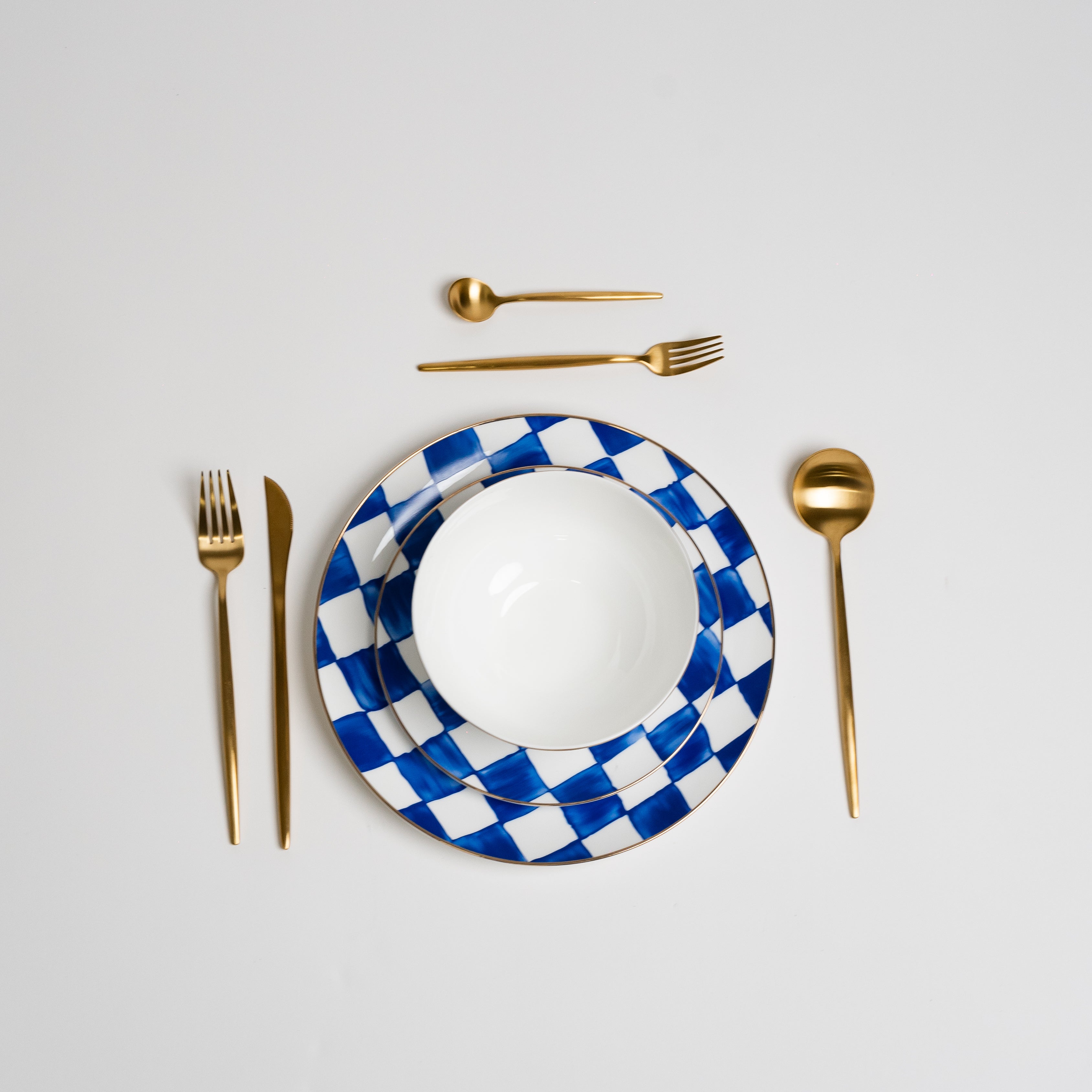 Set di piastre di controllo blu reale