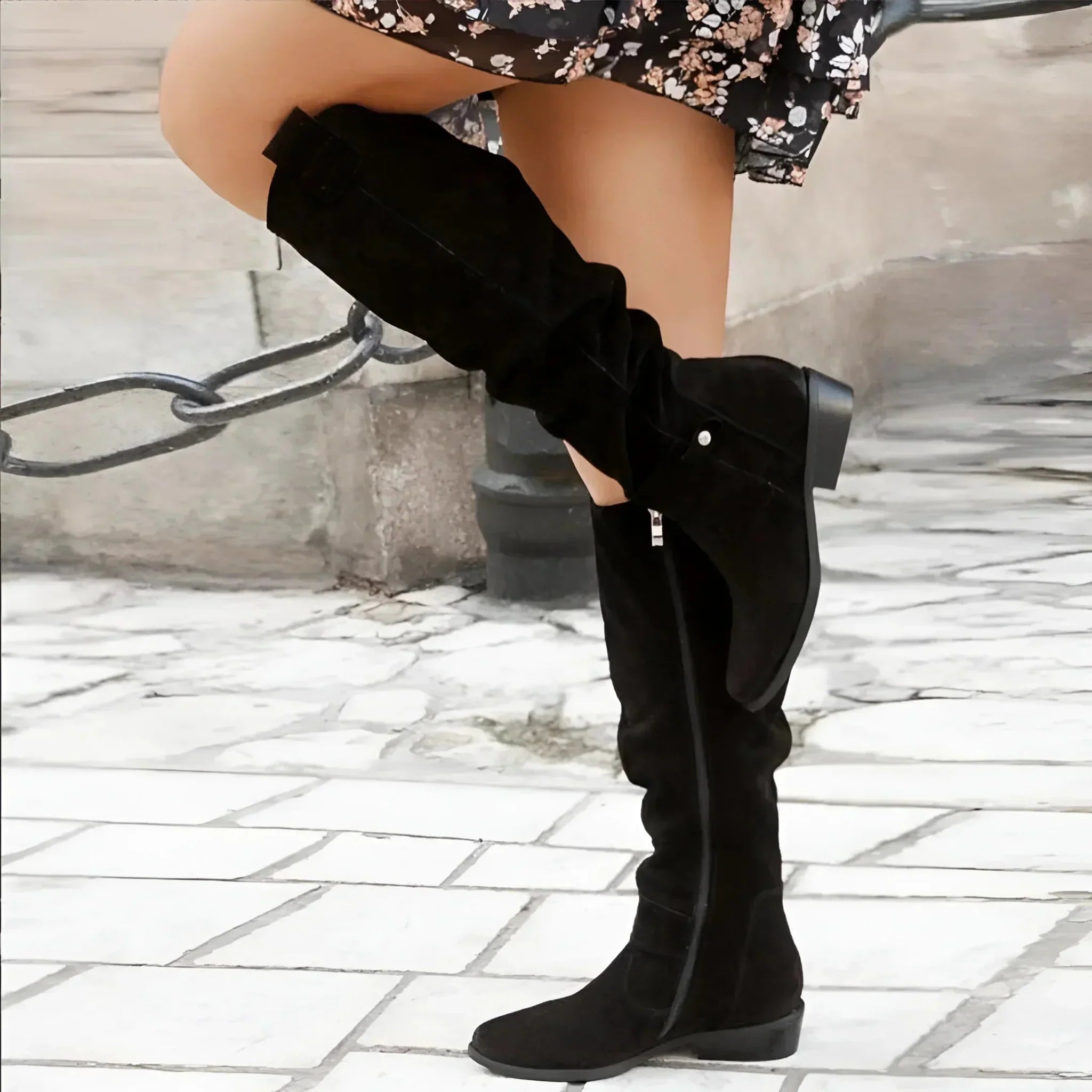 Elegant Leather Boots for Women Comfortable Stylish Footwear 3