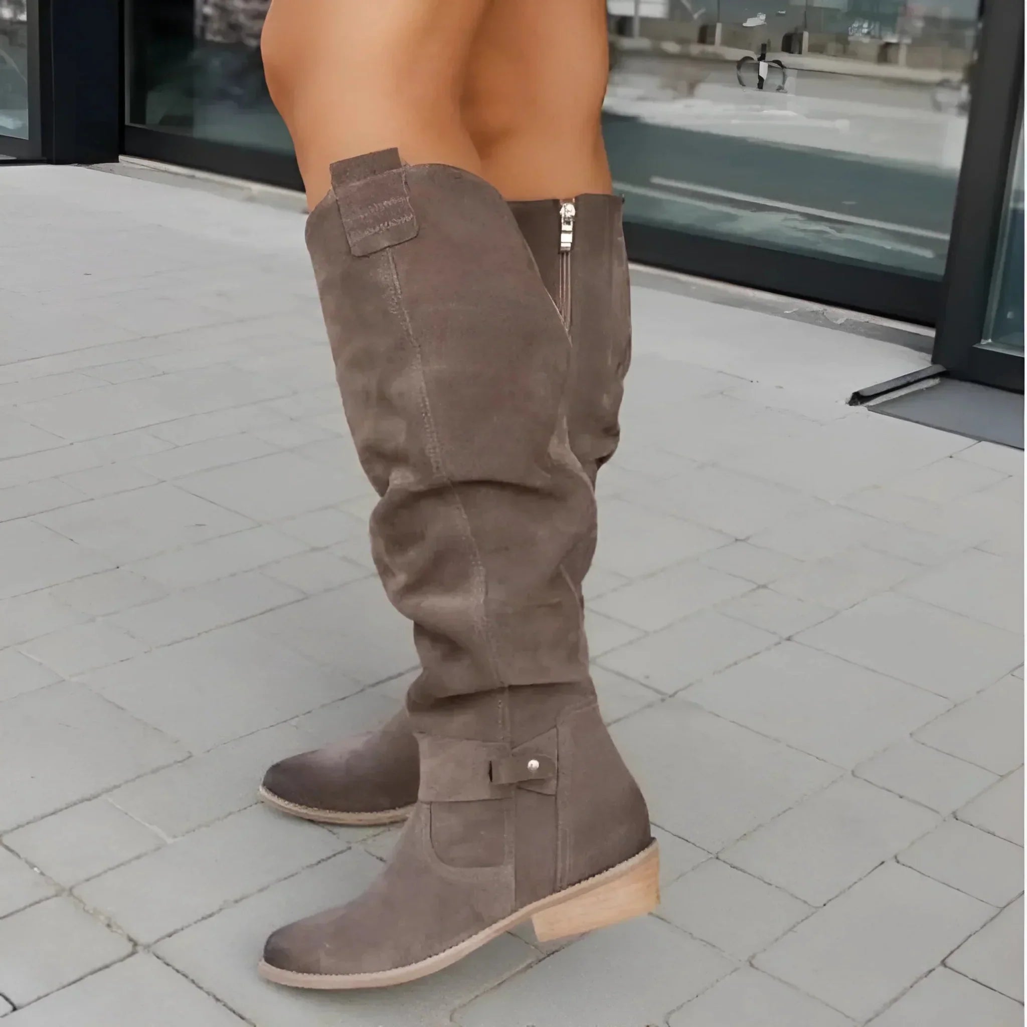 Elegant Leather Boots for Women Comfortable Stylish Footwear 4