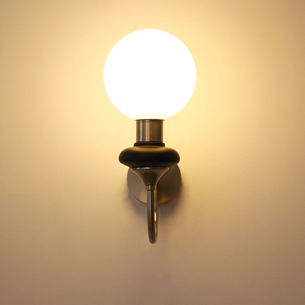 Lampada da parete francese retrò in vetro a 1 luce