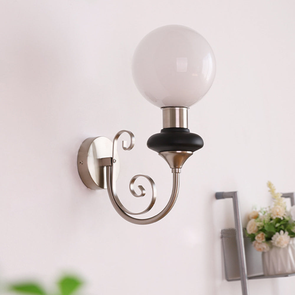 Lampada da parete francese retrò in vetro a 1 luce