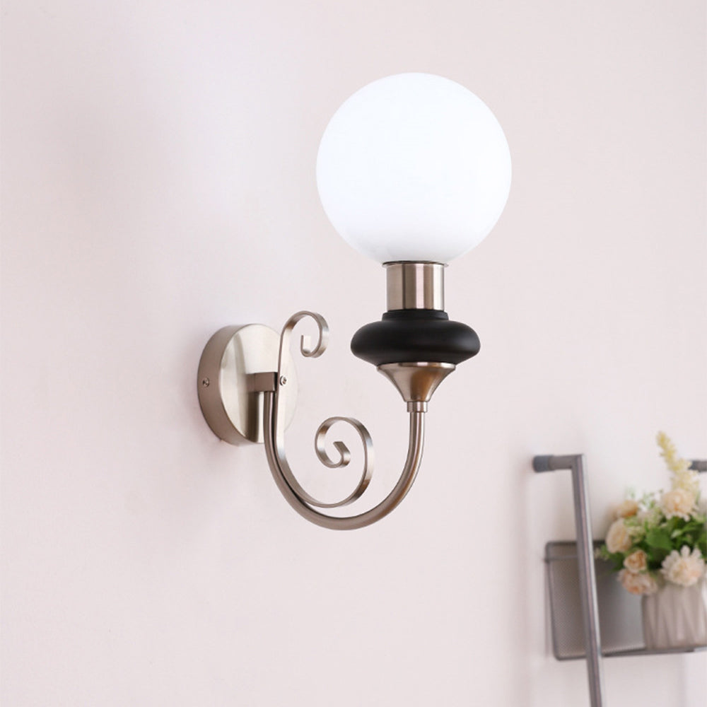 Lampada da parete francese retrò in vetro a 1 luce