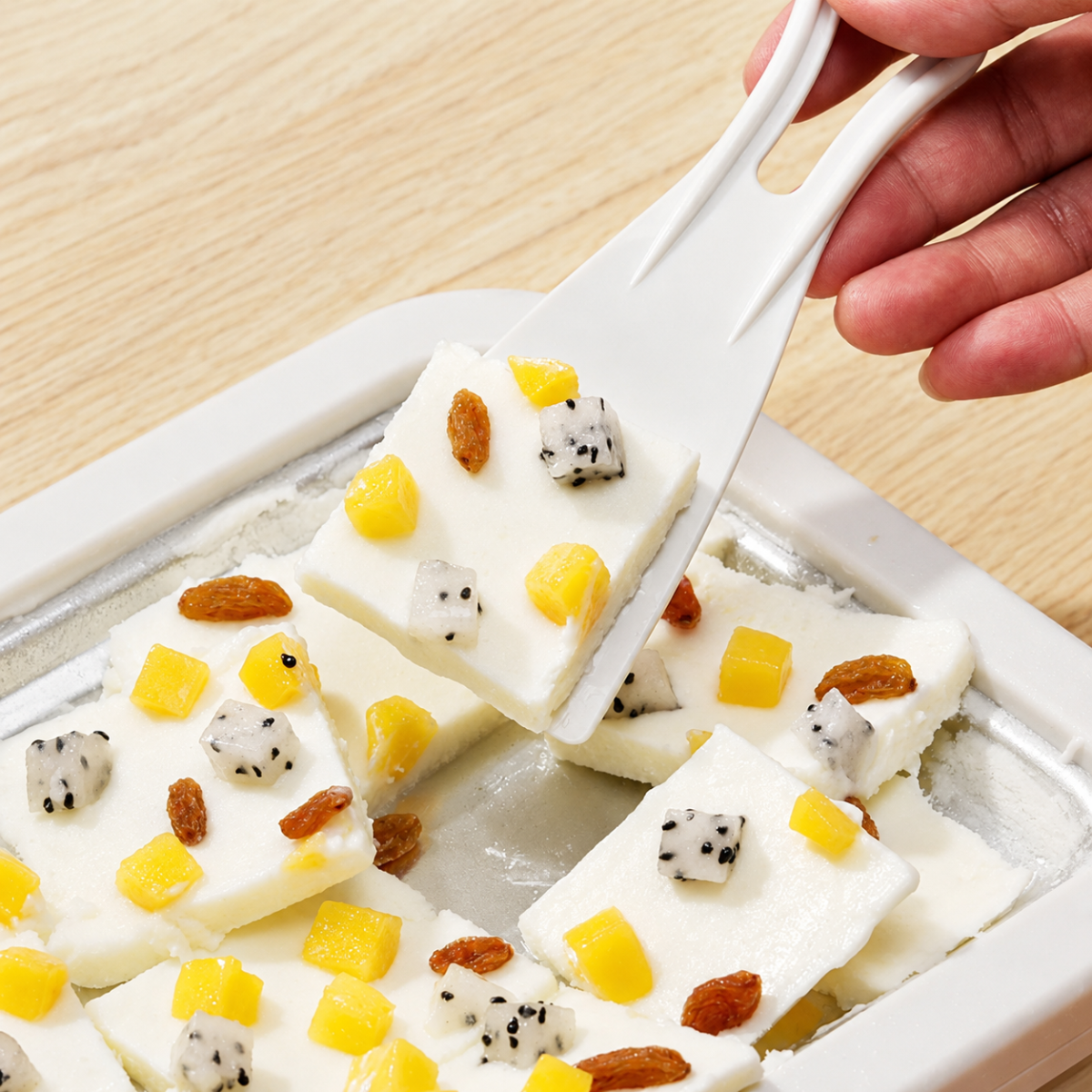 Gelatiera manuale con piastra fredda per gelato arrotolato