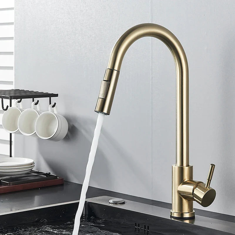 AquaTurn – 360° Rotating Kitchen Faucet with Flexible Handle