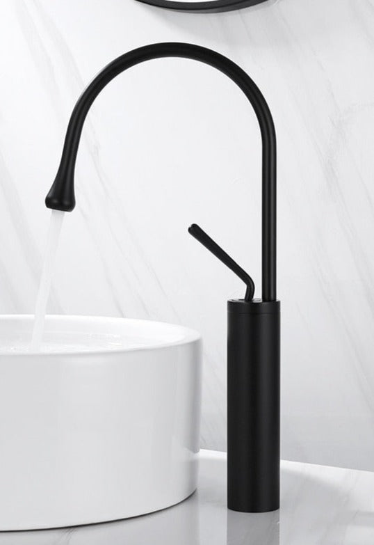 Torneira de Lavatório Estilo Gotas para Casa de Banho Giratória Torneira de Cascata