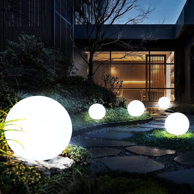 Luz de jardim em forma de bola