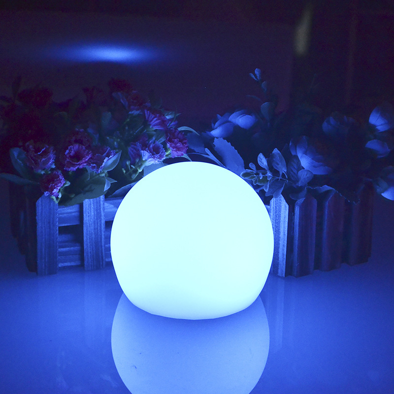 Luz de jardim em forma de bola