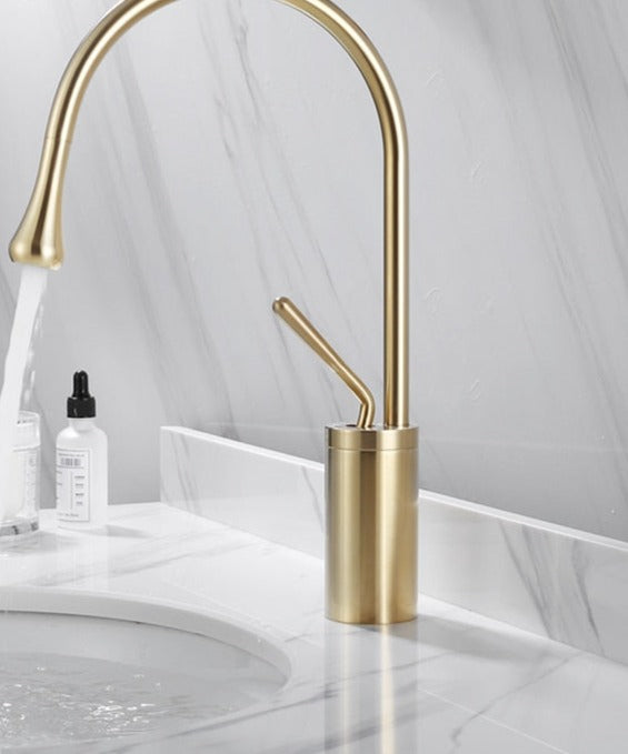 Torneira de Lavatório Estilo Gotas para Casa de Banho Giratória Torneira de Cascata