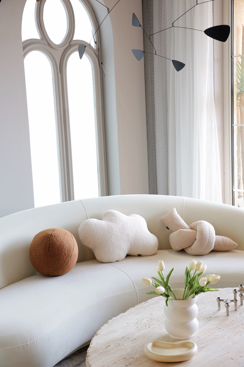 Il Cuscino Julia Marrone: Cuscino Minimalista Elegante
