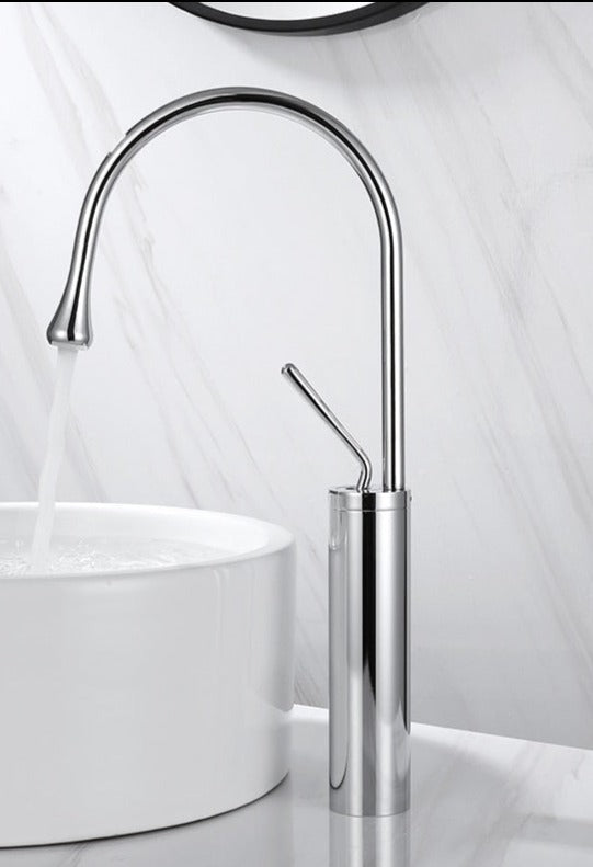 Torneira de Lavatório Estilo Gotas para Casa de Banho Giratória Torneira de Cascata