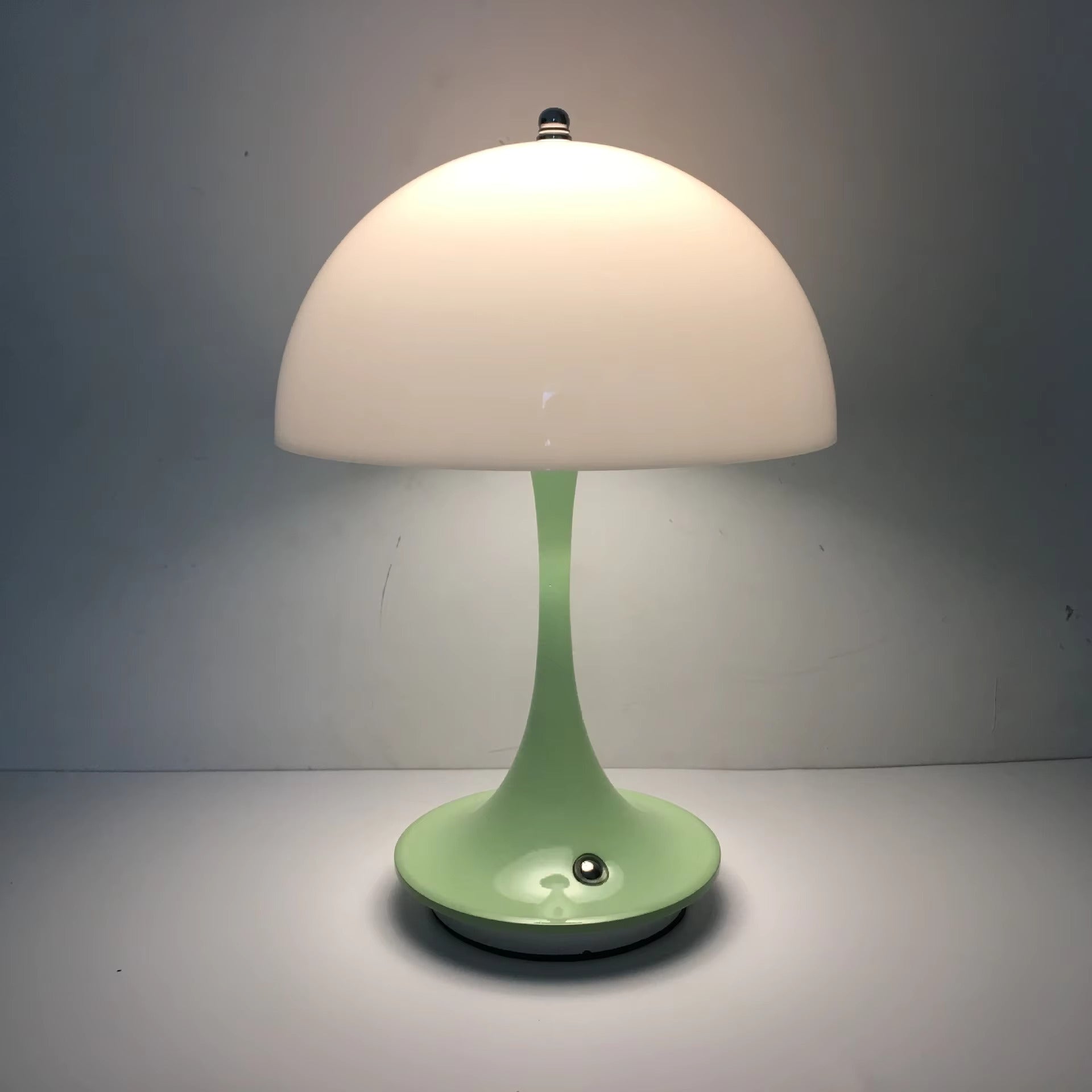 LumiFlex - Wireless LED Table Lamp, Rechargeable & Dimmable, Perfect for Living Room & Office