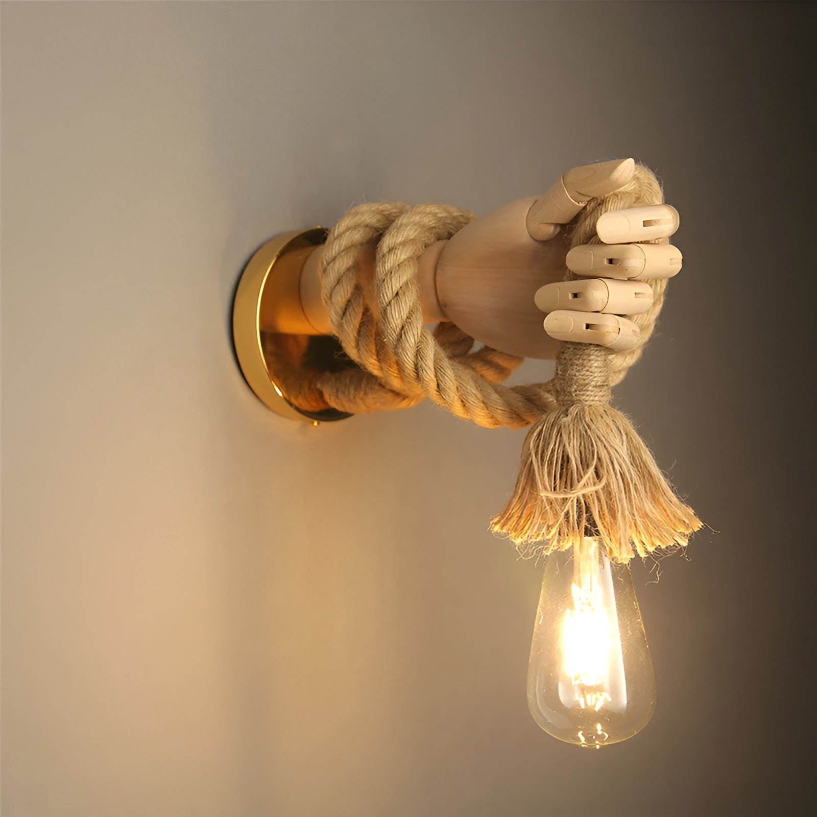 RetroHand Lamp - Handgemaakte Henneptouw Wandlamp voor een Tijdloze Touch