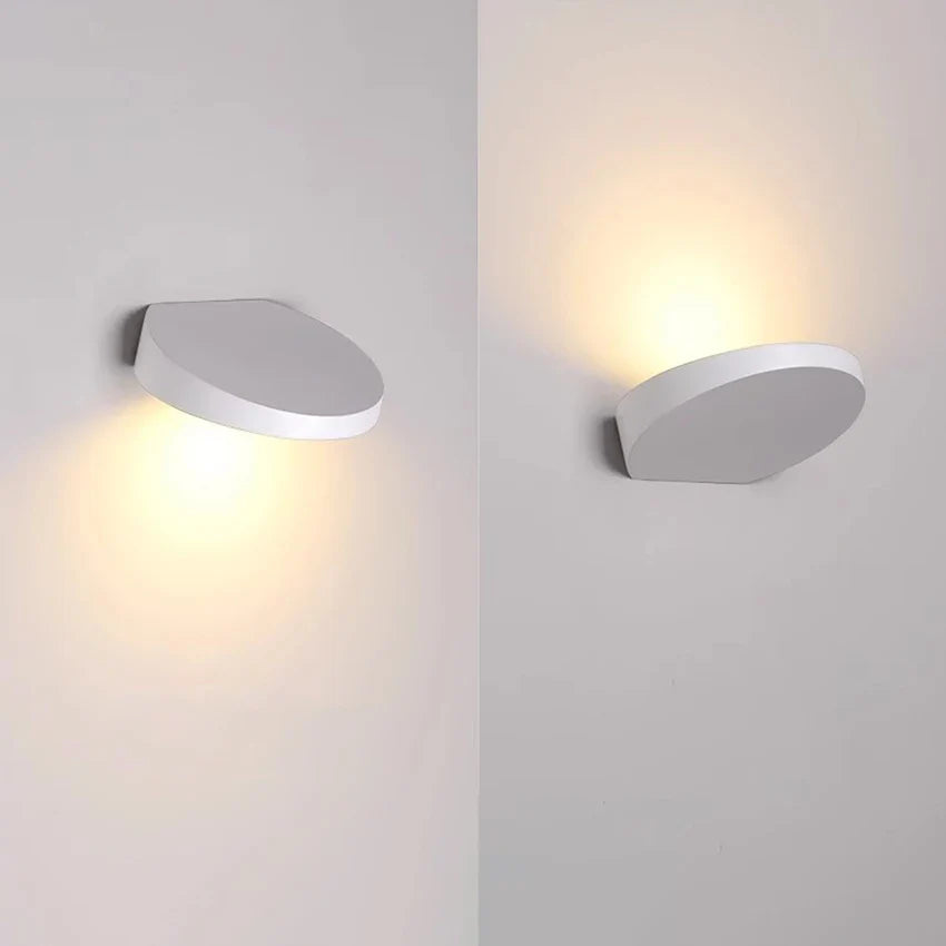 BlackGlow – Modern LED Wall Lamp in Minimalist Design