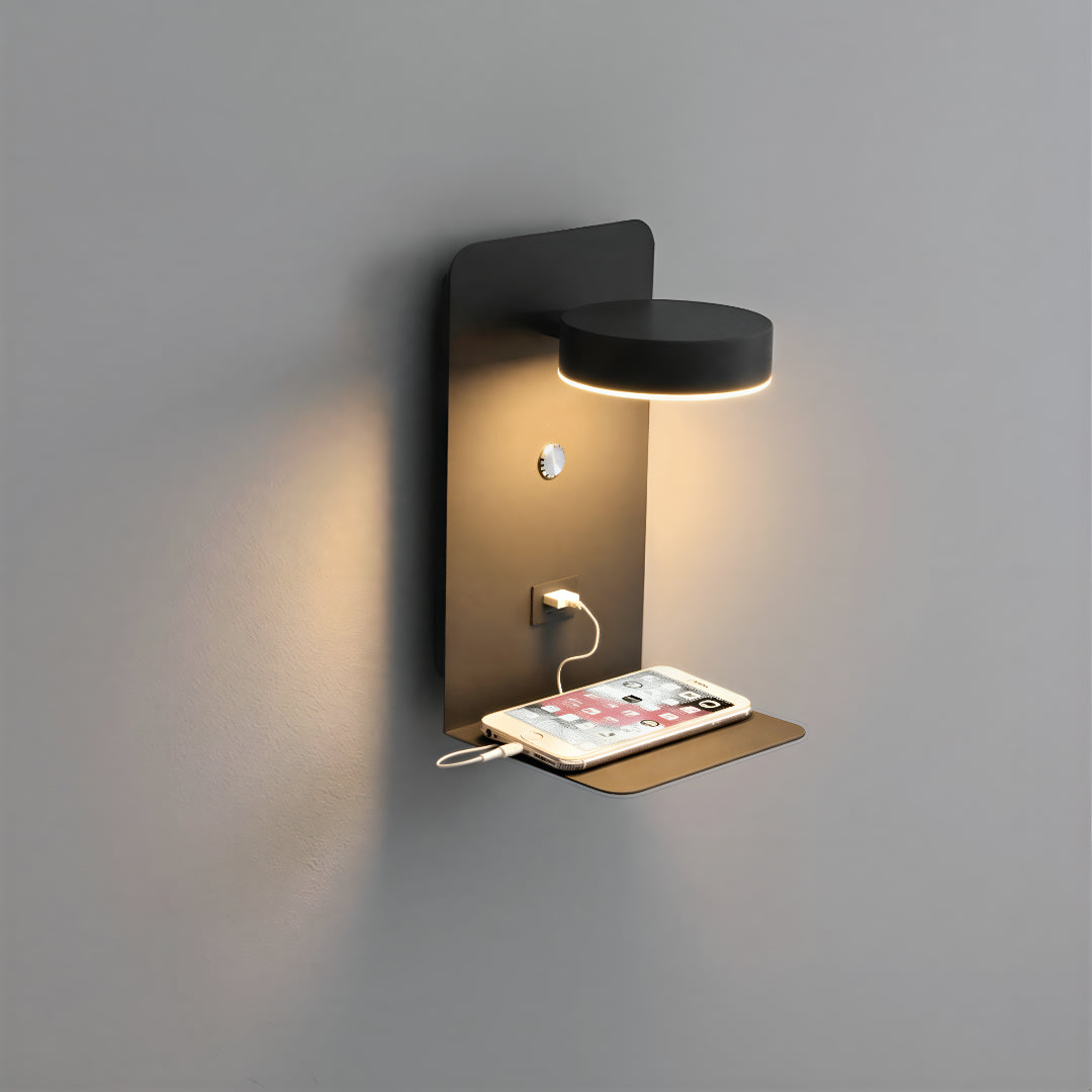 Lampada da parete LED con mensola e porta USB per lettura sul comodino