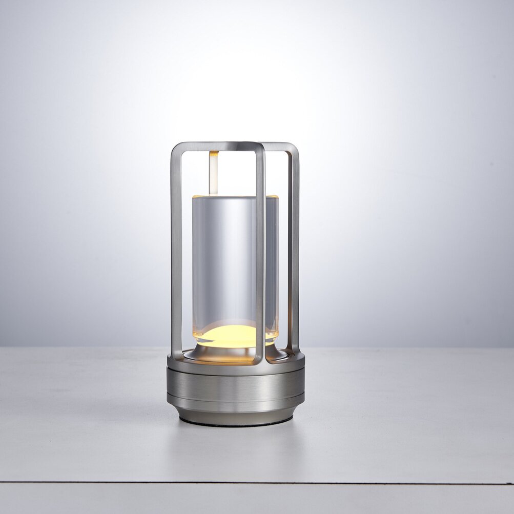 Lanterna LED Portátil com Porta de Carregamento USB e Várias Configurações de Luz