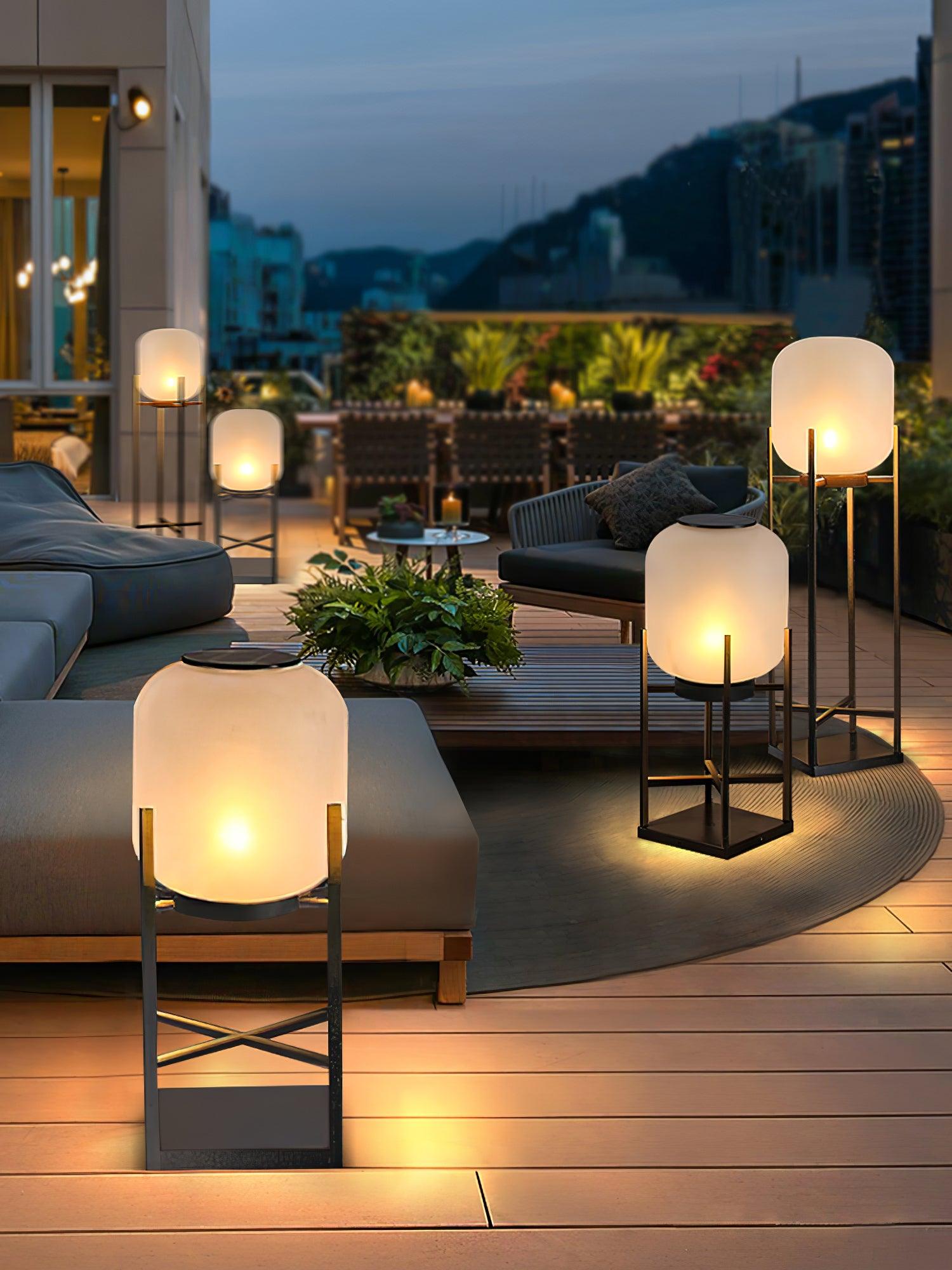 LumeStand - Lampada da Terra Solare a LED per Giardino e Terrazza