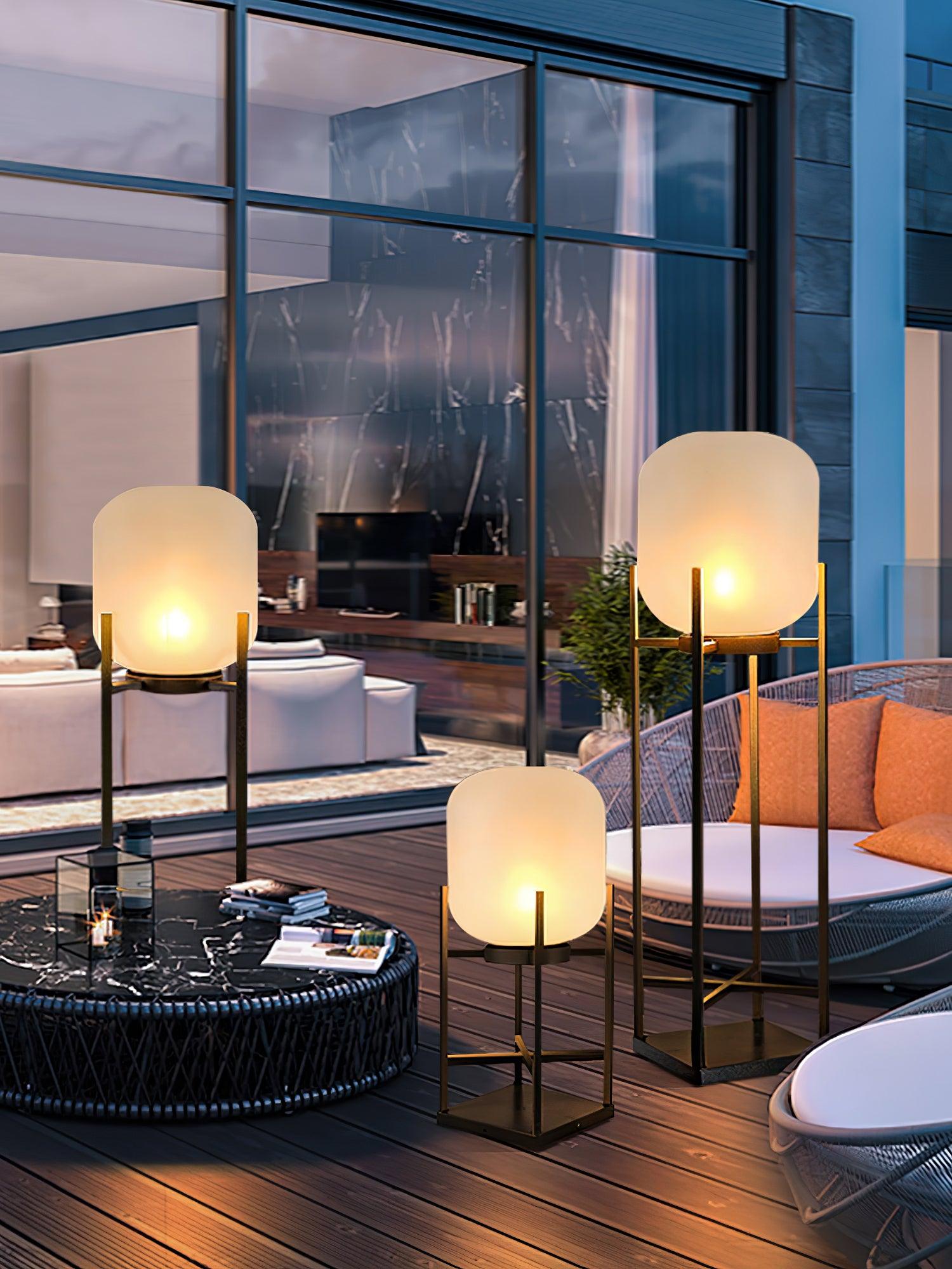 LumeStand - Lampada da Terra Solare a LED per Giardino e Terrazza
