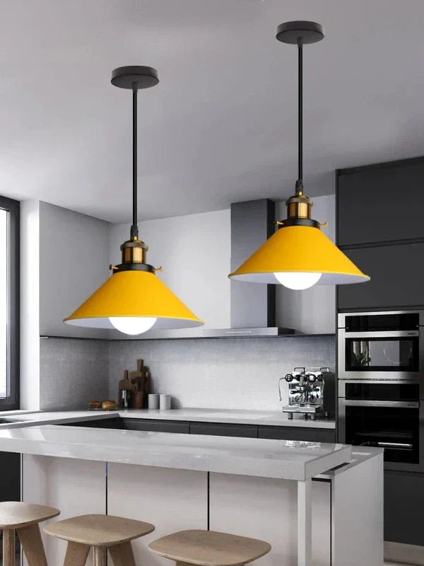 Eleganza Industriale - Lampada a Sospensione LED a Tromba
