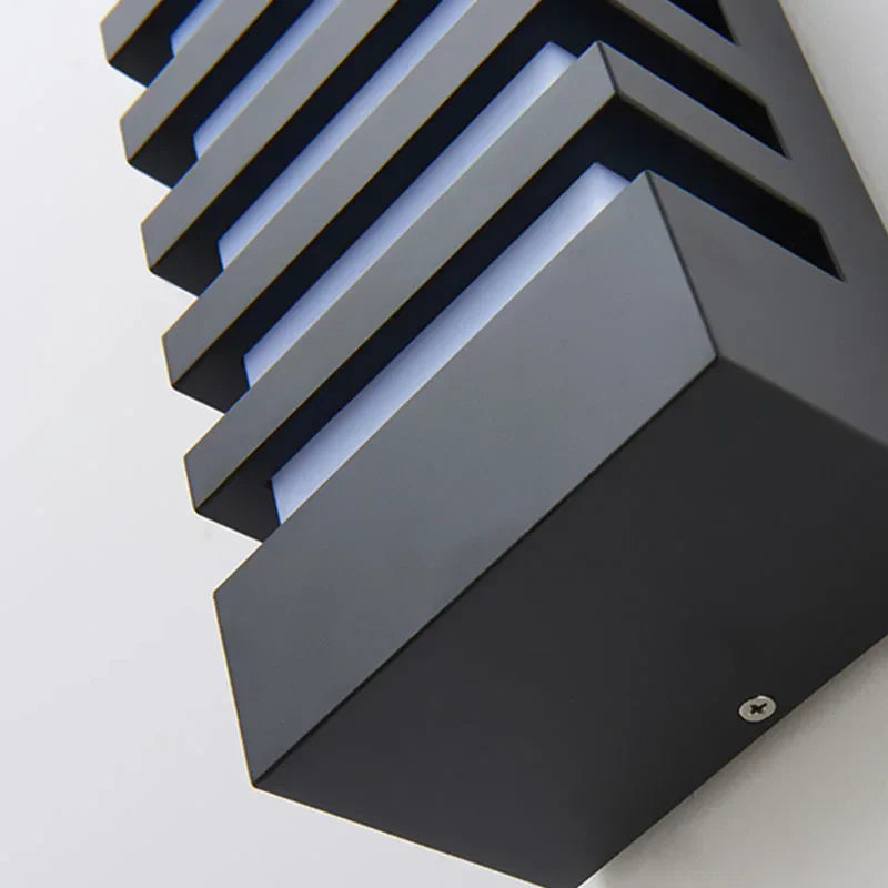 LumiWall - Modern Aluminum Wall Lamp for Outdoors – Weatherproof LED Lighting, Energy Efficient & Stylish