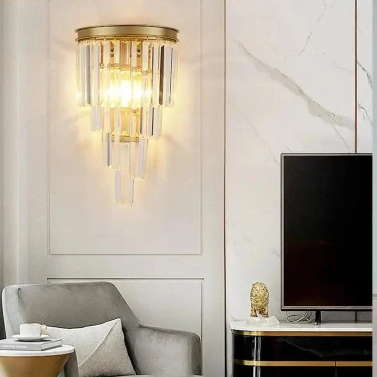 CrystalLuxe - Elegant Crystal Wall Lamp