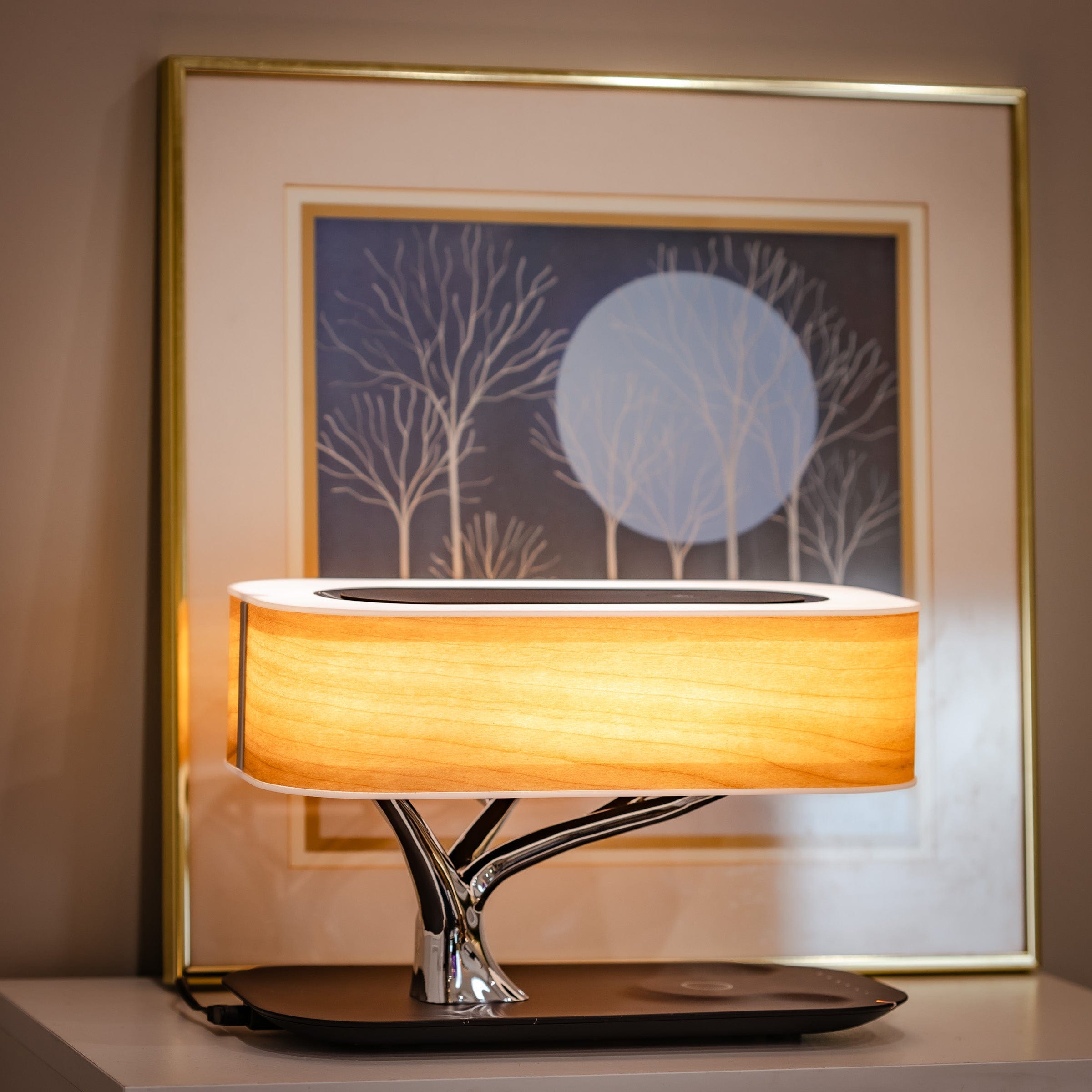 Lampada da tavolo Levensvreugde - Caricatore wireless e altoparlante Bluetooth