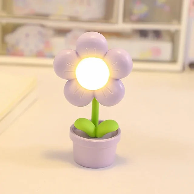 BloomLite - Candeeiro de Mesa com Flor Divertida