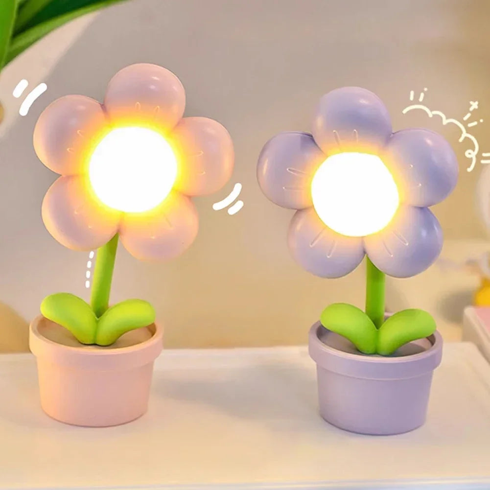 BloomLite - Piccola lampada da tavolo a forma di fiore