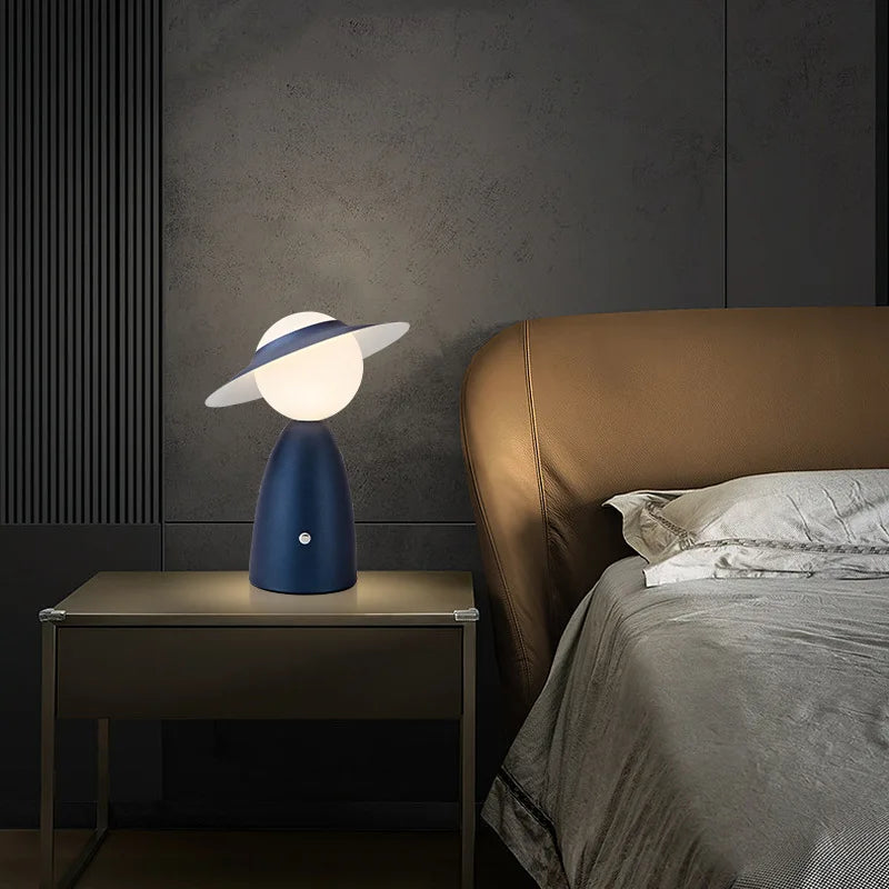 FocusLight - Lampada da scrivania moderna per studio creativo
