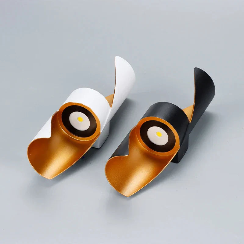 LumiWall – Modern LED Outdoor Wall Lamp – Weatherproof & Energy-Efficient Lighting