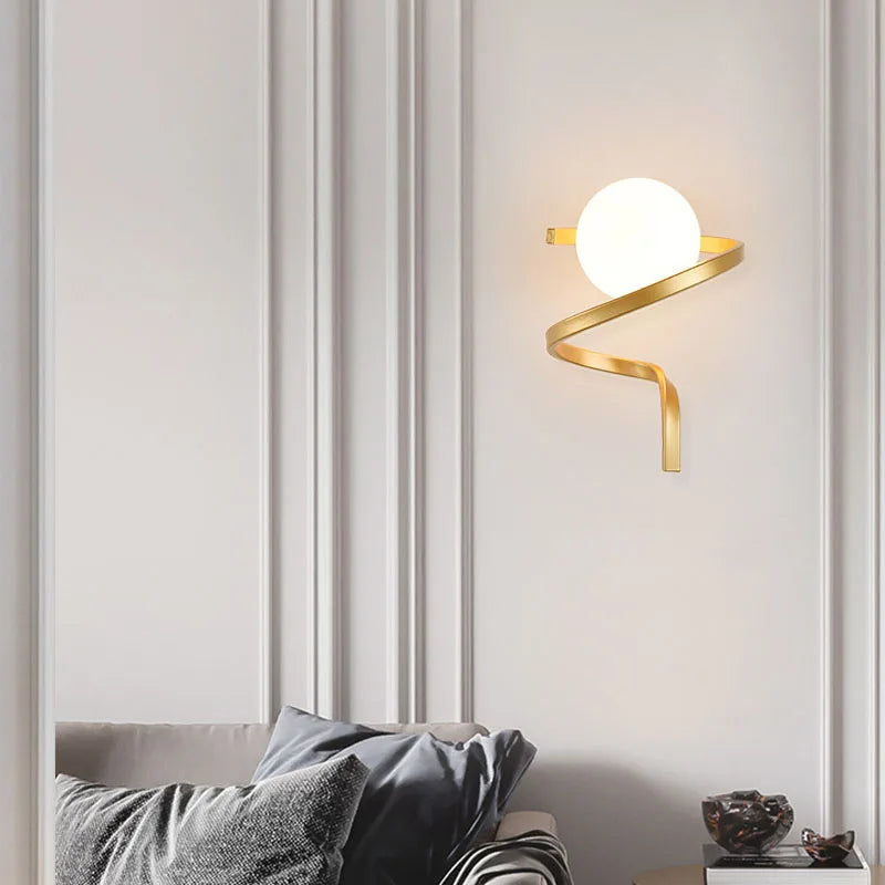 LumiÉlégance – Modern glass wall lamp for a luxurious look