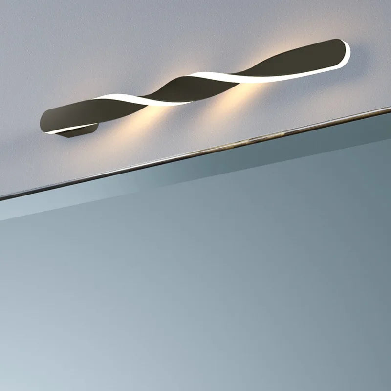 CurveLux - Modern LED Wall Lamp in Curved Design Dimmable Lighting