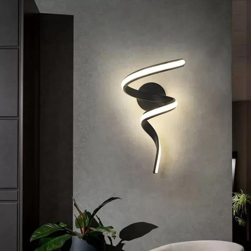 LumiSpiral - Candeeiro de Parede LED com Design Moderno