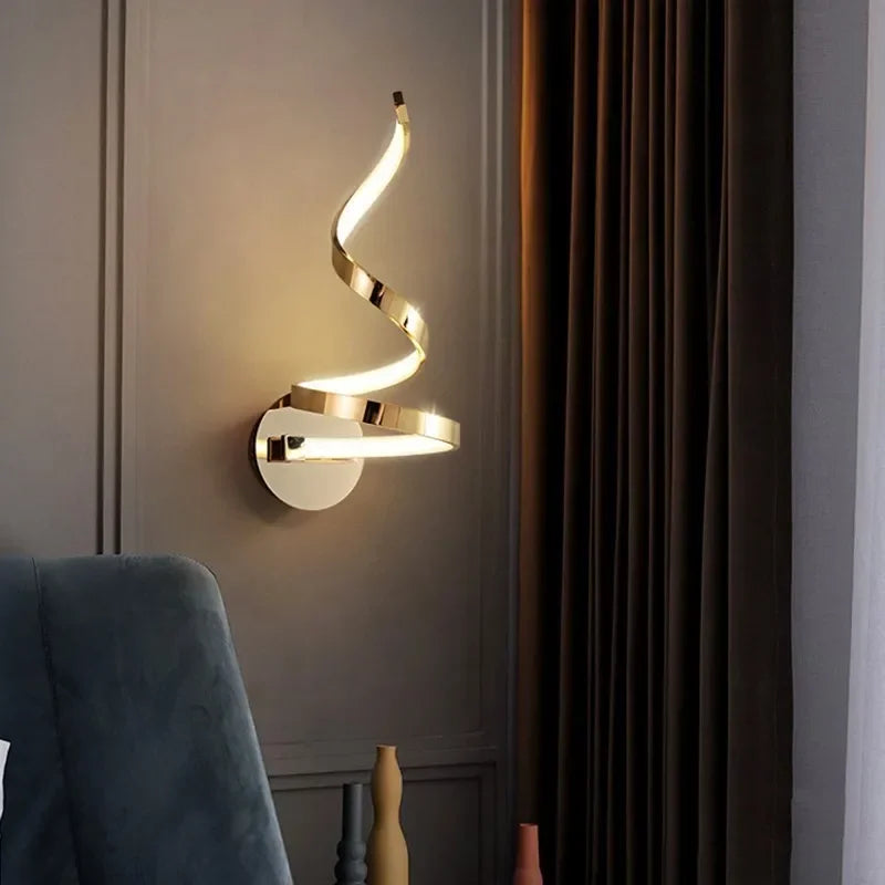 LumiSpiral - Candeeiro de Parede LED com Design Moderno
