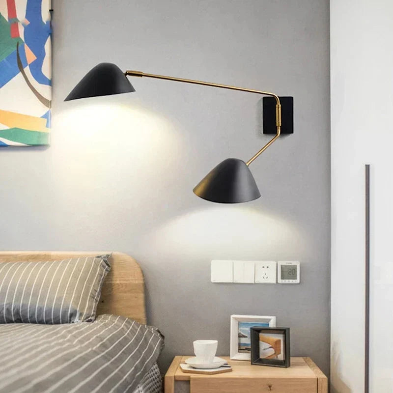 FlexGlow - Lampada da parete girevole con braccio lungo e illuminazione LED