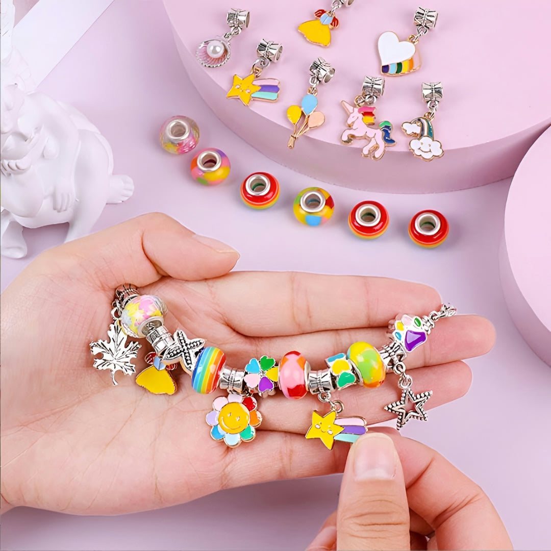 Set creativo per bambini per realizzare braccialetti - Regalo per la Festa della Mamma